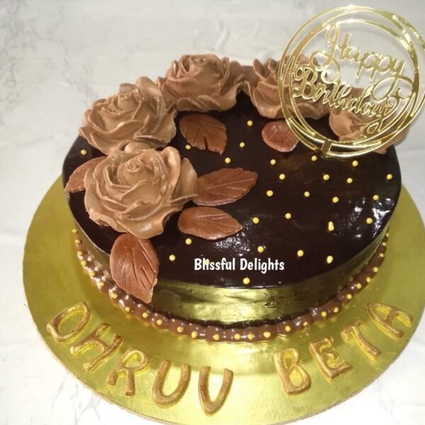 CHOCOLATY ROSE CAKE