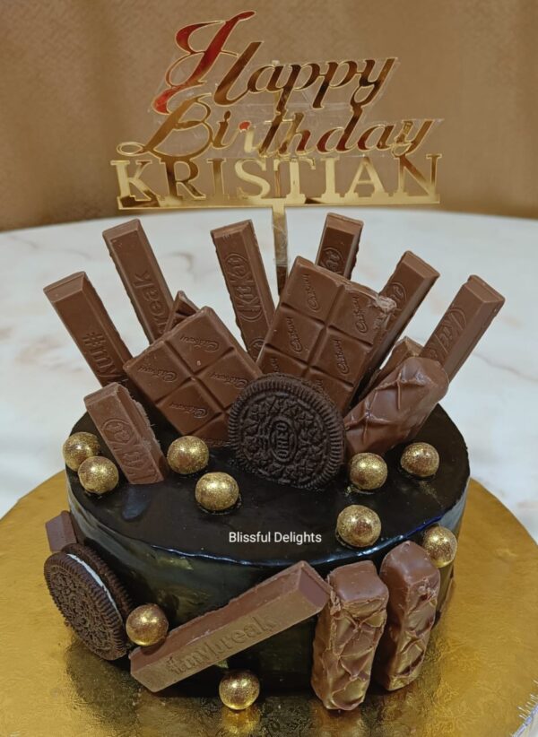 ENTICING DARK CHOCOLATE CAKE